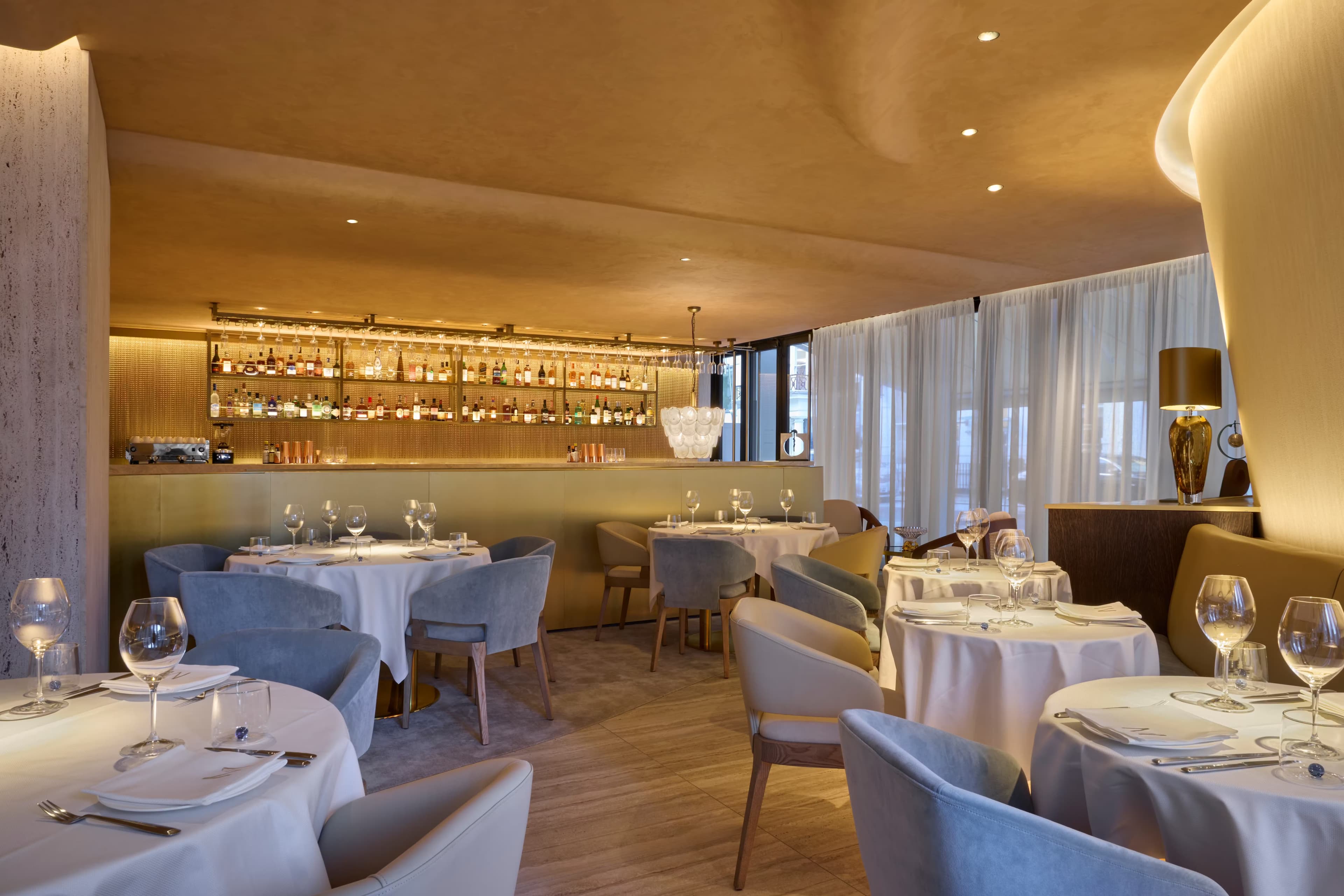 Mazarine Restaurant