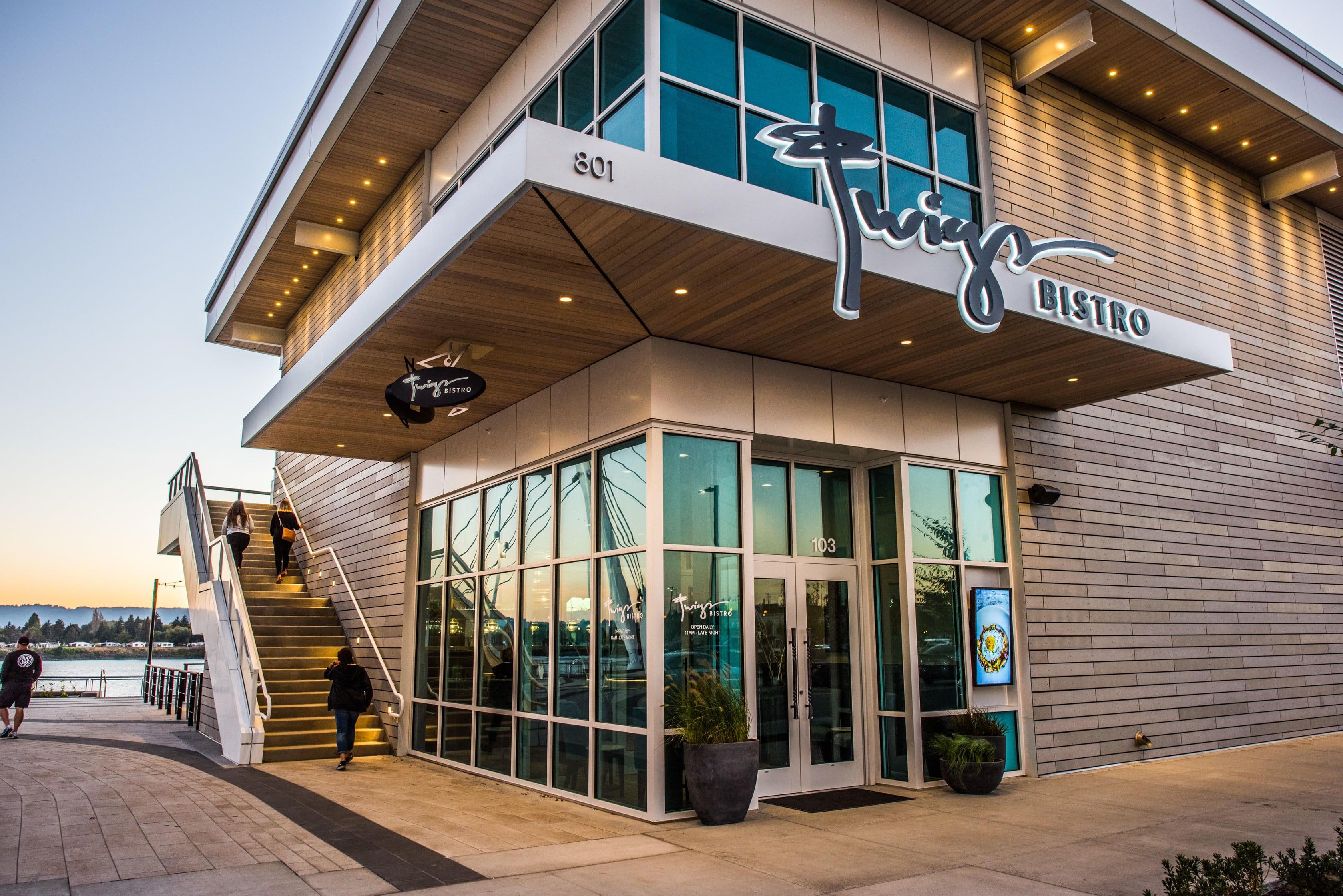 Twigs Bistro and Martini Bar - Vancouver