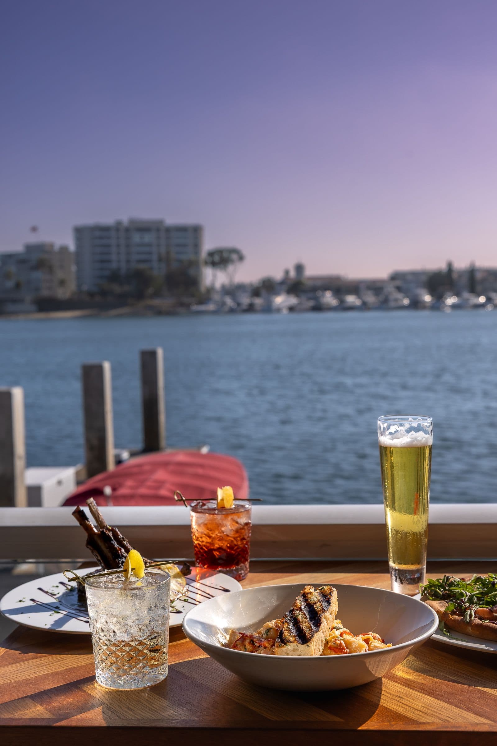 Louie's by the Bay