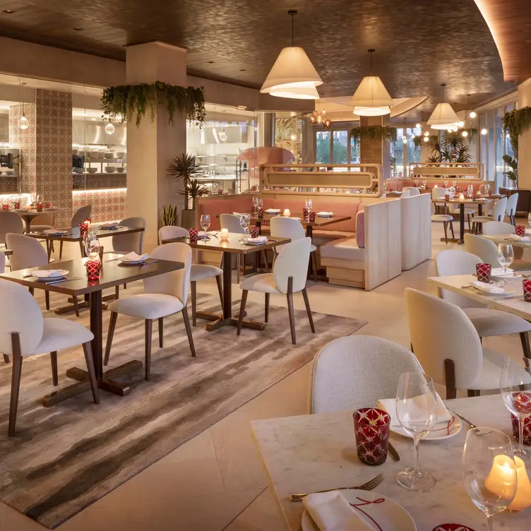 Luna by Giada - Caesars Republic Scottsdale