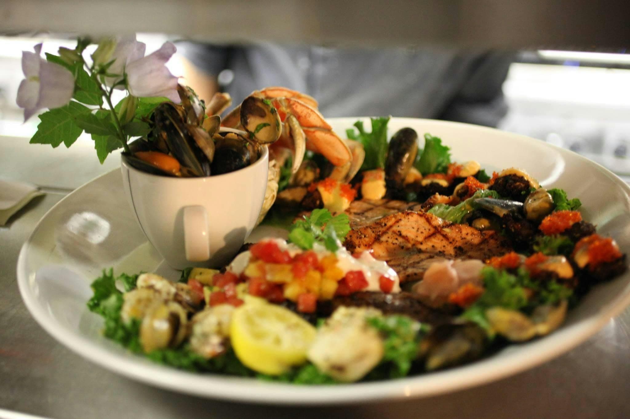 Schooner Restaurant - Seafood & Steakhouse