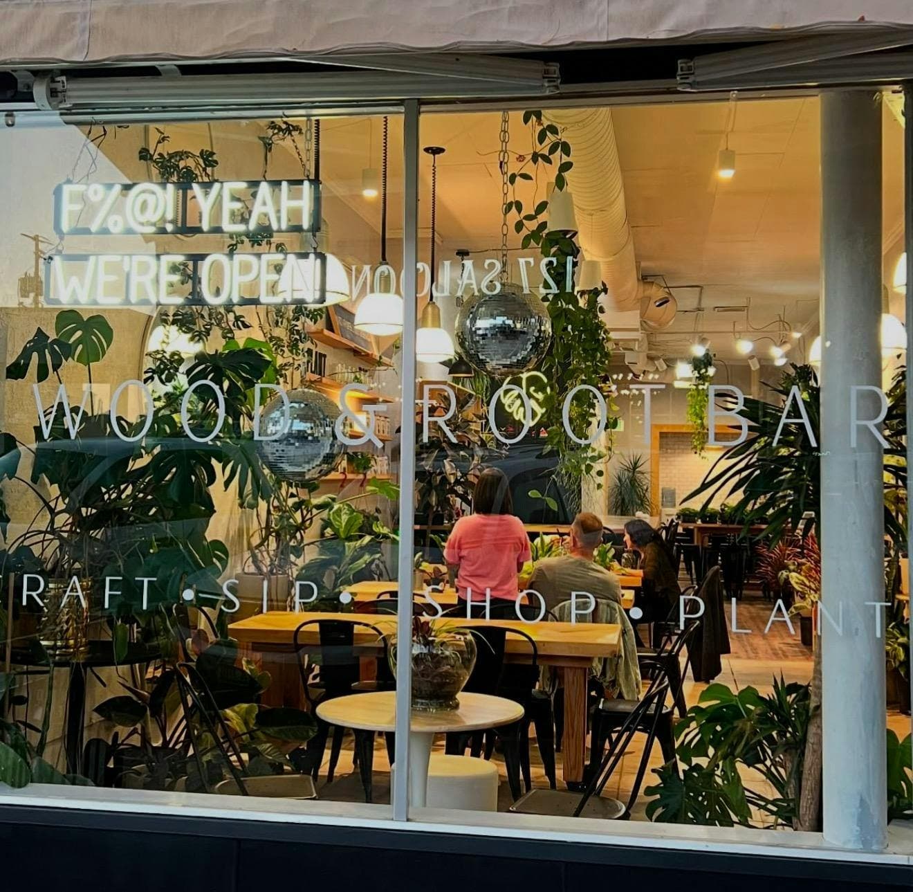 Wood & Root Bar