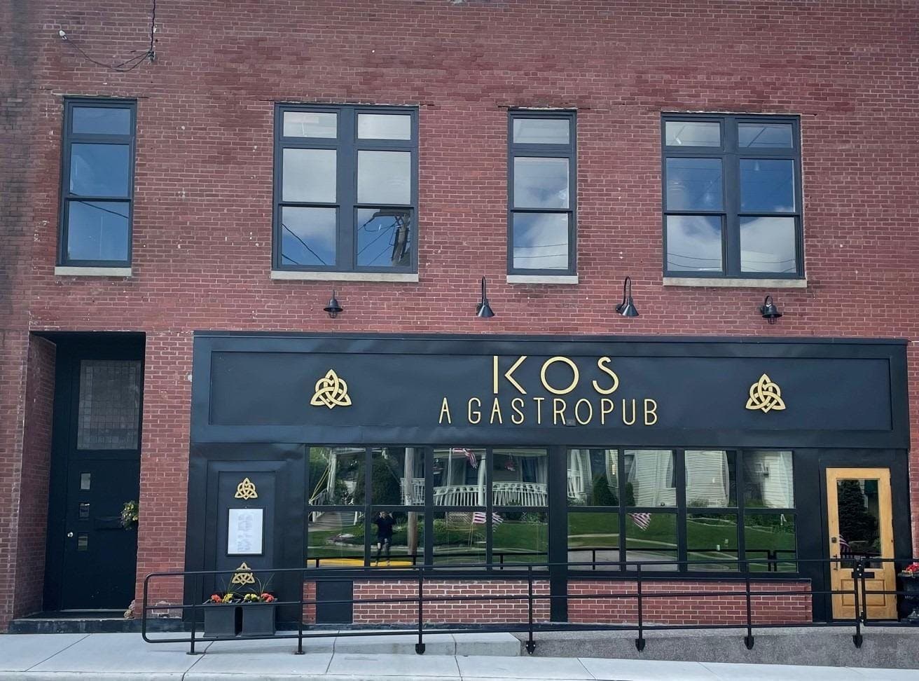 KOS